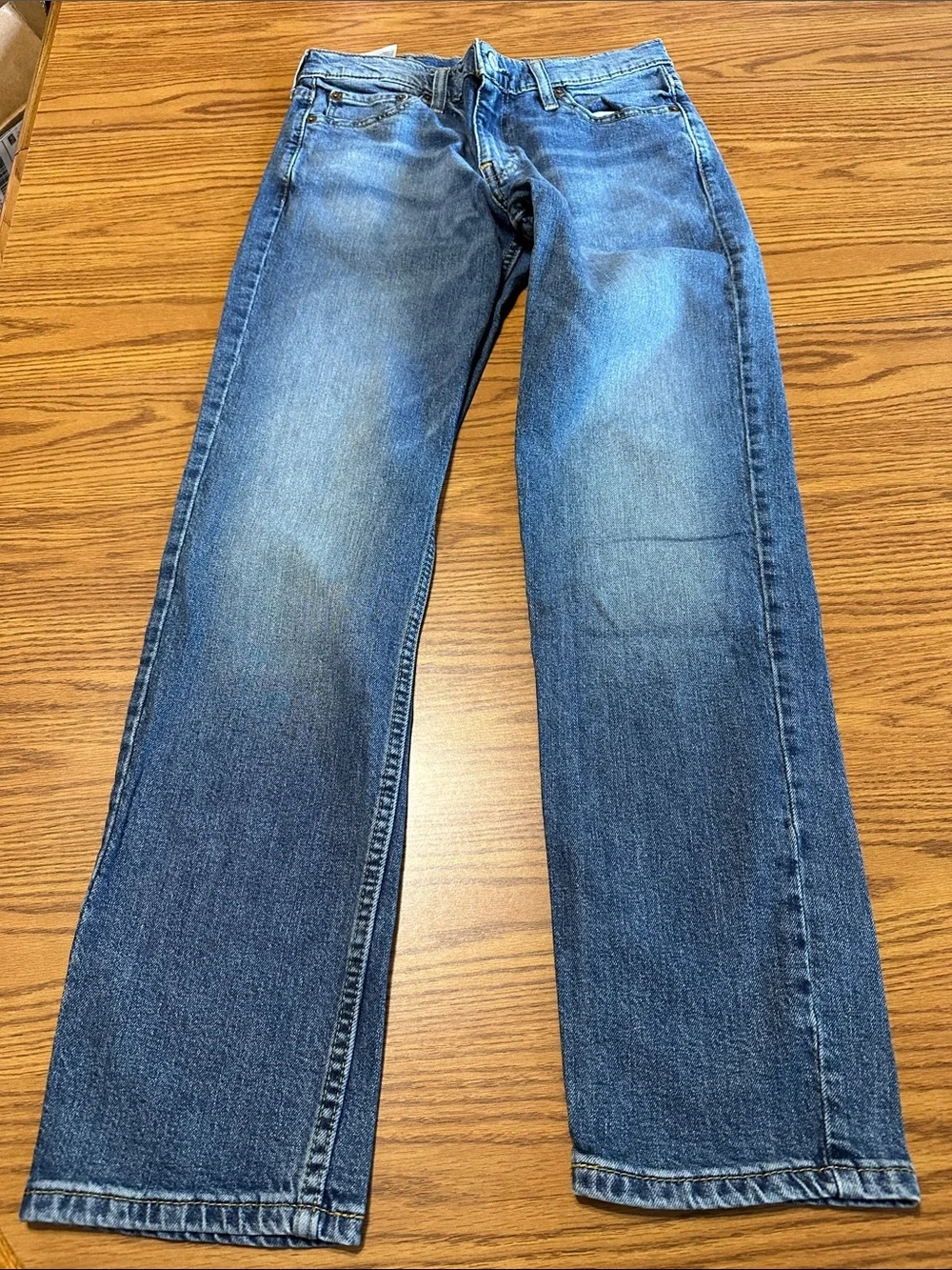 Levi's Slim Men's Jeans in Blue Denim with Leather Patch